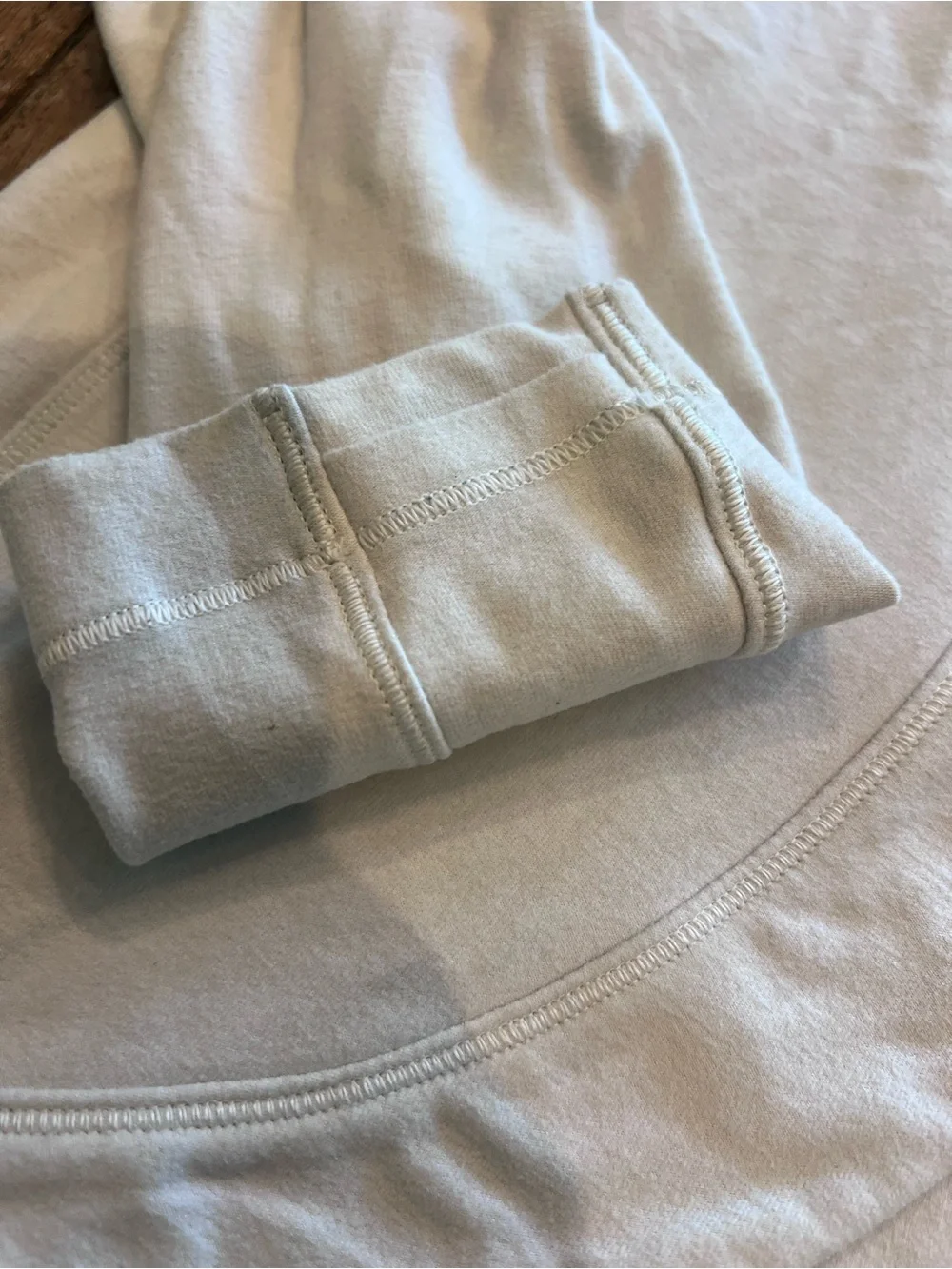 lululemon Women's Solid Beige Long Stretch Snap Jacket Nylon Blend Size 2